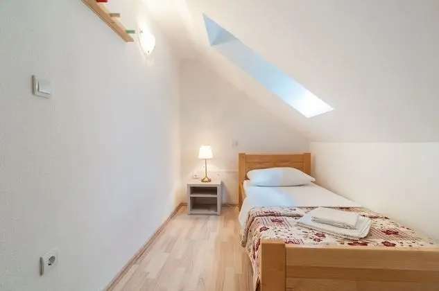 Deluxe Üç Kişilik Oda, Deniz Manzaralı (NO BALCONY)