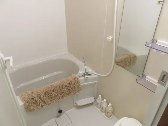 Standard Dört Kişilik Oda, Sigara İçilebilir