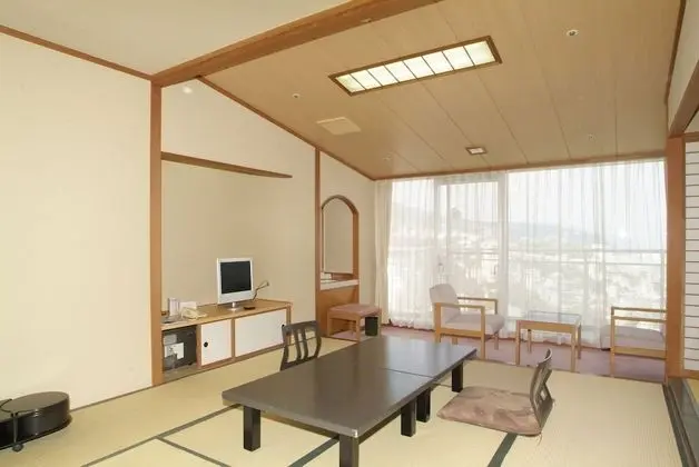 Traditional Oda, Sigara İçilebilir (Deluxe, Japanese Style)