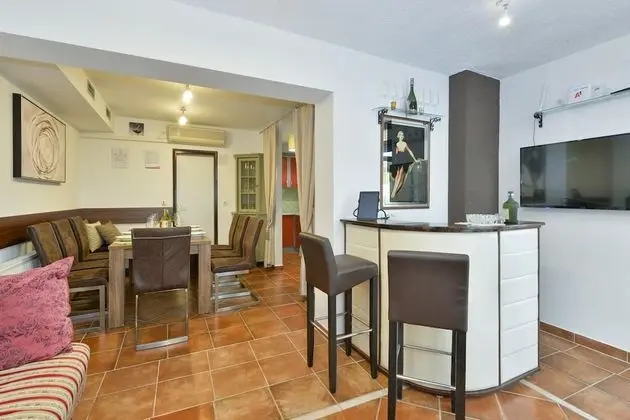 Family Ev, Birden Çok Yatak, Bahçeli (Jura's Country House)