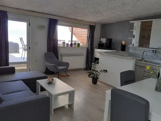 Apart Daire (Jure - terrace with amazing sea view )