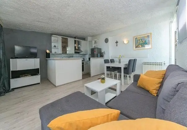 Apart Daire (Jure - terrace with amazing sea view )