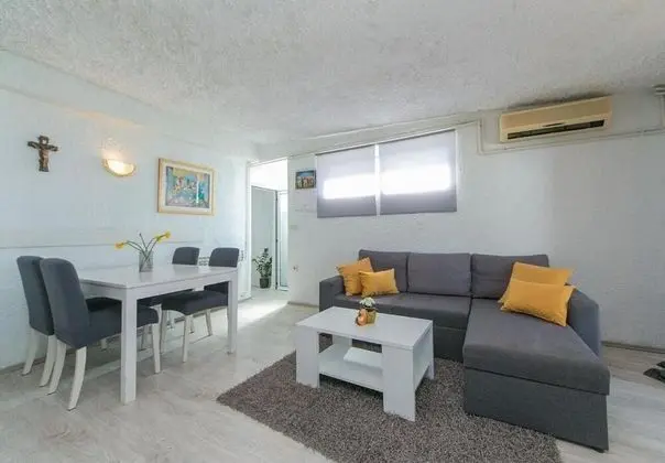 Apart Daire (Jure - terrace with amazing sea view )