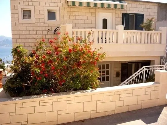 Apart Daire (Juri - sea view - A1(4+1))