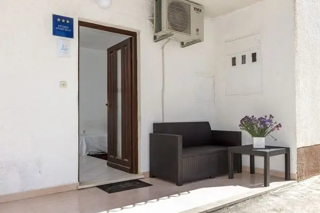 Apart Daire (Jurica - 300 m from sea - A2 Roko(2+1)