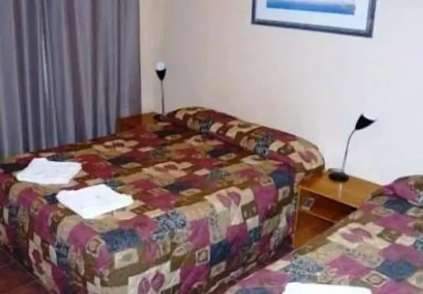 Standard Oda, 3 Tek Kişilik Yatak