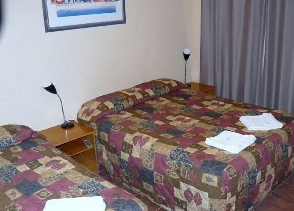 Standard Oda, 3 Tek Kişilik Yatak