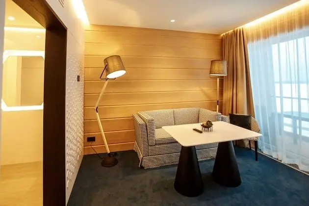 Luxury Oda, Balkon, Golf Manzaralı