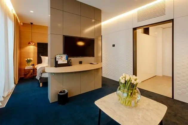 Luxury Oda, Balkon, Golf Manzaralı