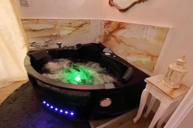 Deluxe Süit, Jakuzi