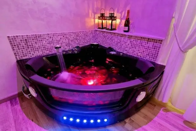 Deluxe Süit, Jakuzi