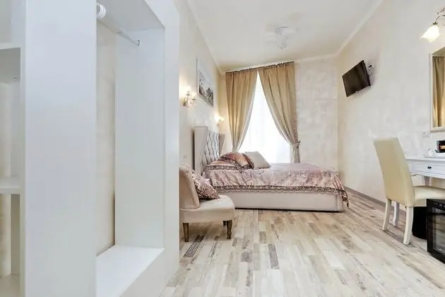 Deluxe Tek Büyük Yataklı Oda (1)