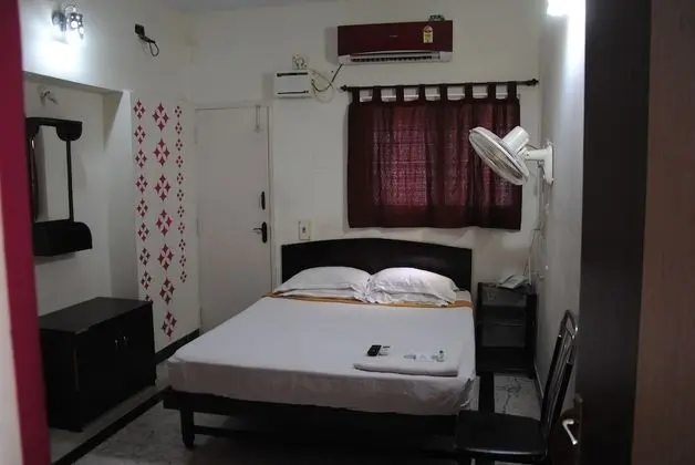 Deluxe Tek Büyük Yataklı Oda, Şehir Manzaralı, Köşe