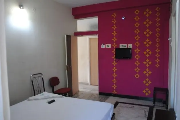 Deluxe Tek Büyük Yataklı Oda, Şehir Manzaralı, Köşe