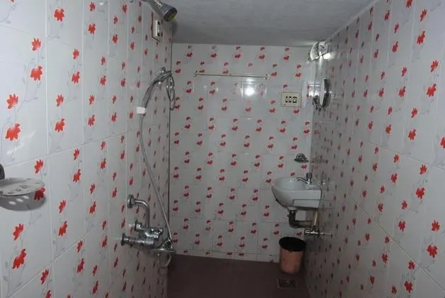 Deluxe Tek Büyük Yataklı Oda, Şehir Manzaralı, Köşe