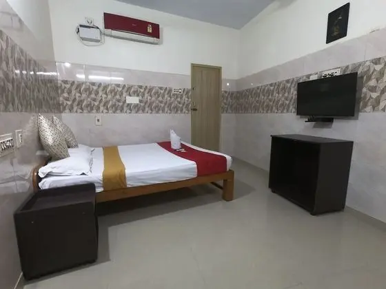 Deluxe Tek Büyük Yataklı Oda, Şehir Manzaralı, Köşe