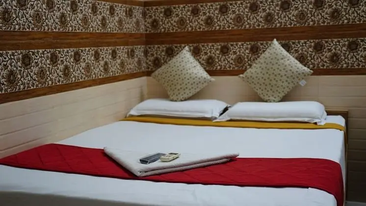 Deluxe Tek Büyük Yataklı Oda, Şehir Manzaralı, Köşe