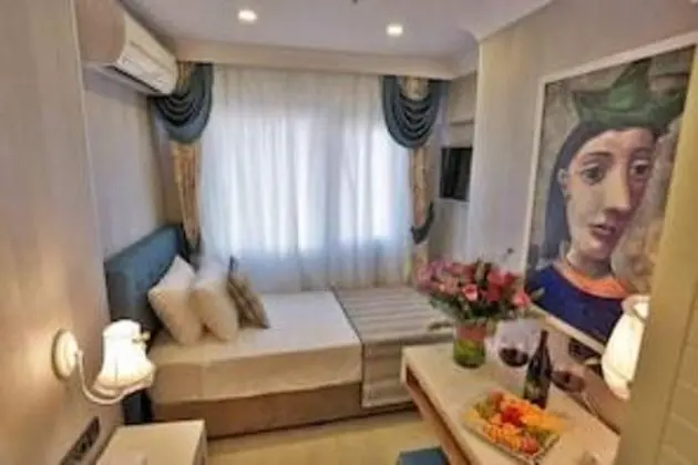 Classic, Bahçe veya Sokak Manzaralı, Balkonsuz