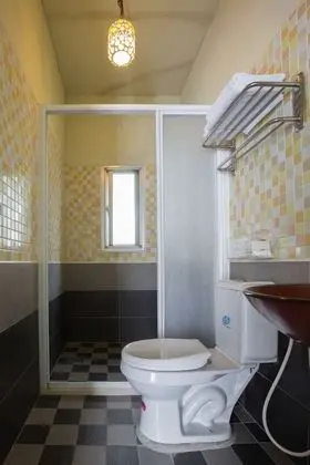 City Tek Büyük Yataklı Oda