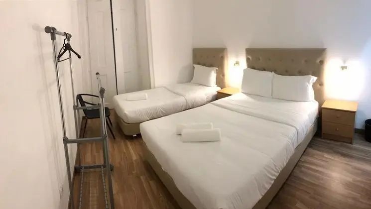 Üç Kişilik Oda, Özel Banyo (101)