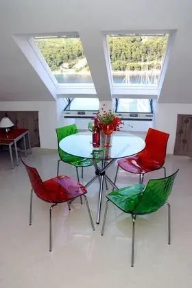 Stüdyo (Studio Apartment with Terrace)