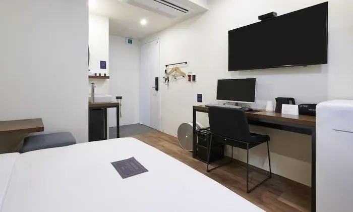 Standard Tek Büyük Yataklı Oda