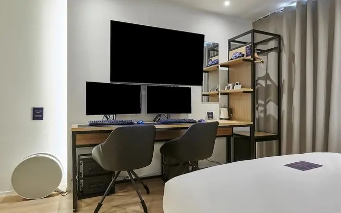 Oda (DELUXE GAME (King bed/55" TV/Intel i5)