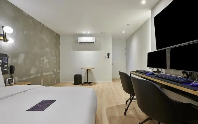 Oda (DELUXE GAME (King bed/55" TV/Intel i5)