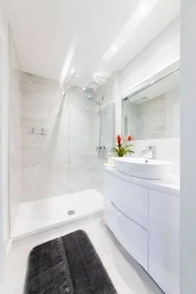 Süit, Özel Banyo (Robert Louis Stevenson)