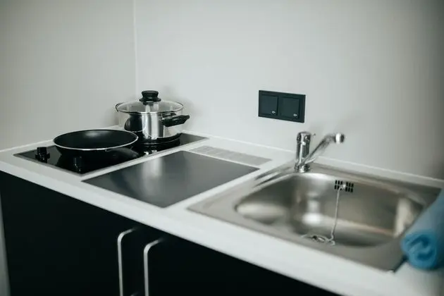 Deluxe Tek Büyük Yataklı Oda, Küçük Mutfak