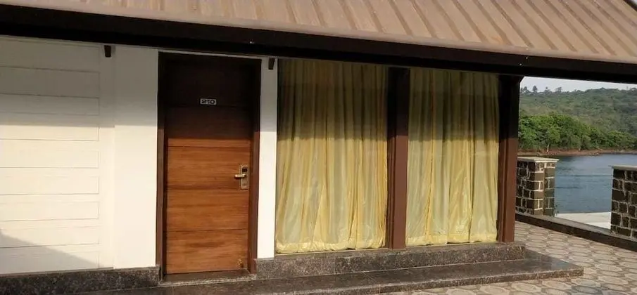 Premium Tek Kişilik Oda, 1 Yatak Odası, Göl Manzaralı