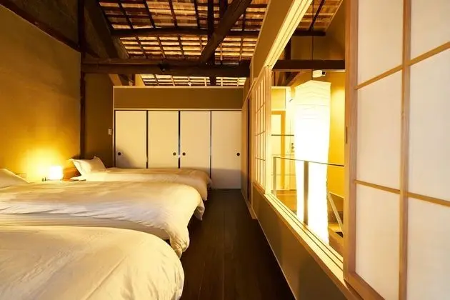 Traditional Ev (Private Vacation Home)