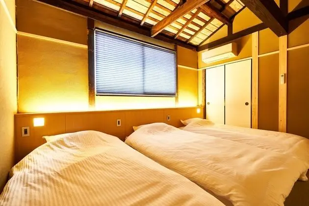 Traditional Ev (Private Vacation Home)