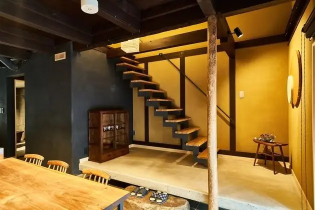 Traditional Ev (Private Vacation Home)