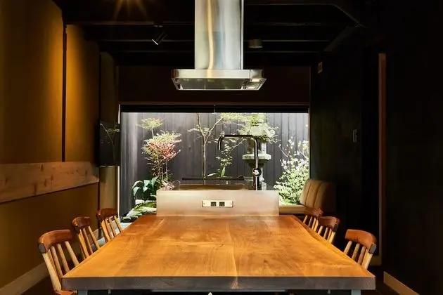Traditional Ev (Private Vacation Home)