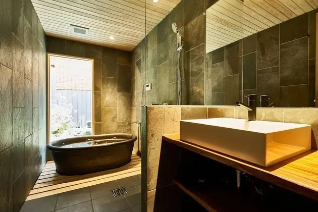 Traditional Ev (Private Vacation Home)