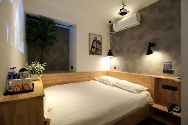 Comfort Tek Büyük Yataklı Oda