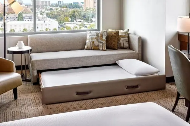 Oda, 1 En Büyük (King) Boy Yatak, Sigara İçilmez, Havuz Manzaralı (1 King, Trundle bed)