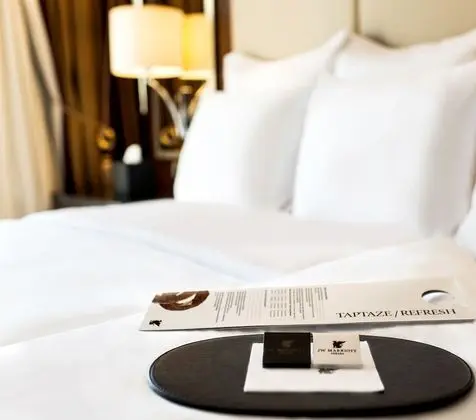 Deluxe Oda, 2 Çift Kişilik Yatak, Sigara İçilebilir, Şehir Manzaralı