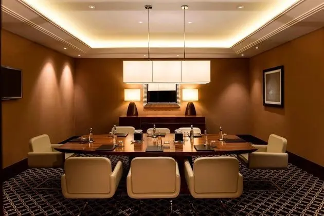 Executive Oda, 1 En Büyük (King) Boy Yatak, Sigara İçilebilir, Şehir Manzaralı