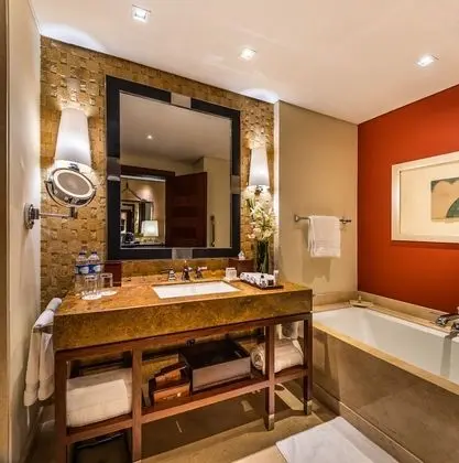 Deluxe Oda, 1 En Büyük (King) Boy Yatak