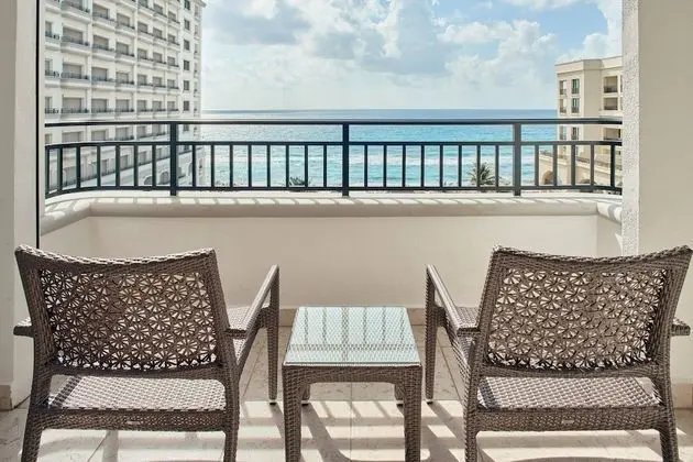 Deluxe Oda, 1 En Büyük (King) Boy Yatak, Balkon, Okyanus Manzaralı