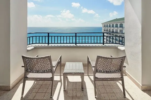 Premium Oda, 1 En Büyük (King) Boy Yatak, Balkon, Okyanus Manzaralı