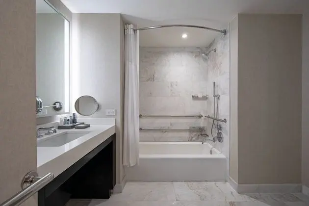 Oda, 2 Çift Kişilik Yatak (Mobility Accessible, Tub)