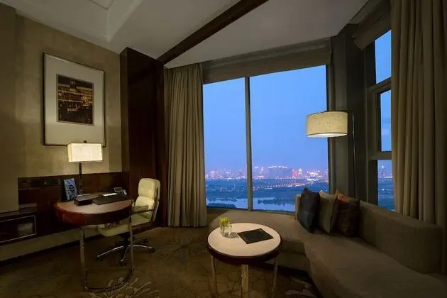 Premier Oda, 1 En Büyük (King) Boy Yatak, Sigara İçilmez, Nehir Manzaralı