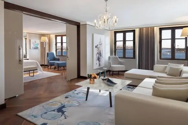 Premier Süit, Deniz Manzaralı (Bosphorus View)