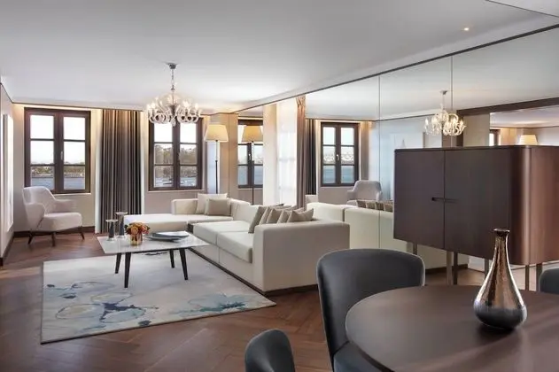 Premier Süit, Deniz Manzaralı (Bosphorus View)