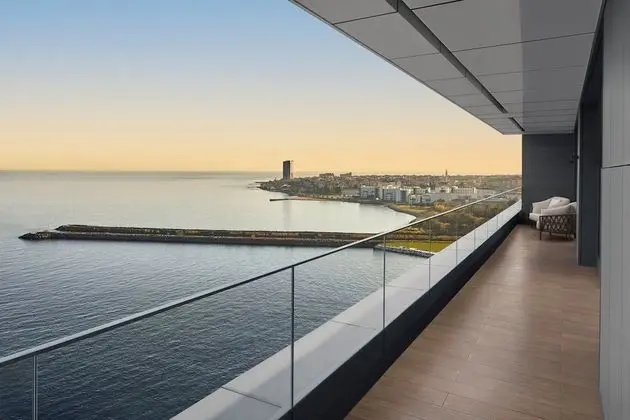 Panoramic Room, 1 King Bed with Sofa bed, Non Smoking, Sea View