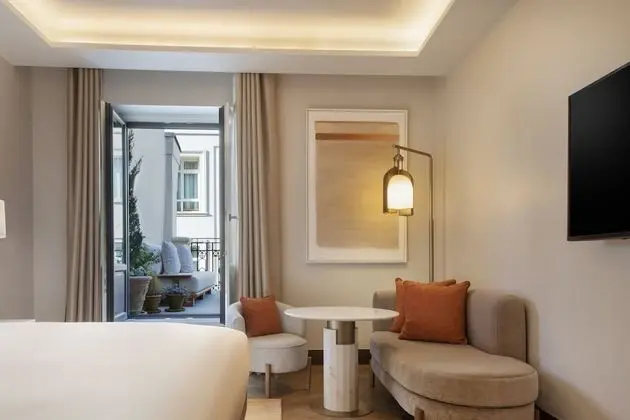 Premium Oda, 1 En Büyük (King) Boy Yatak, Balkon, Şehir Manzaralı