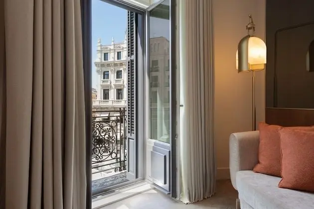 Premium Oda, 1 En Büyük (King) Boy Yatak, Balkon, Şehir Manzaralı